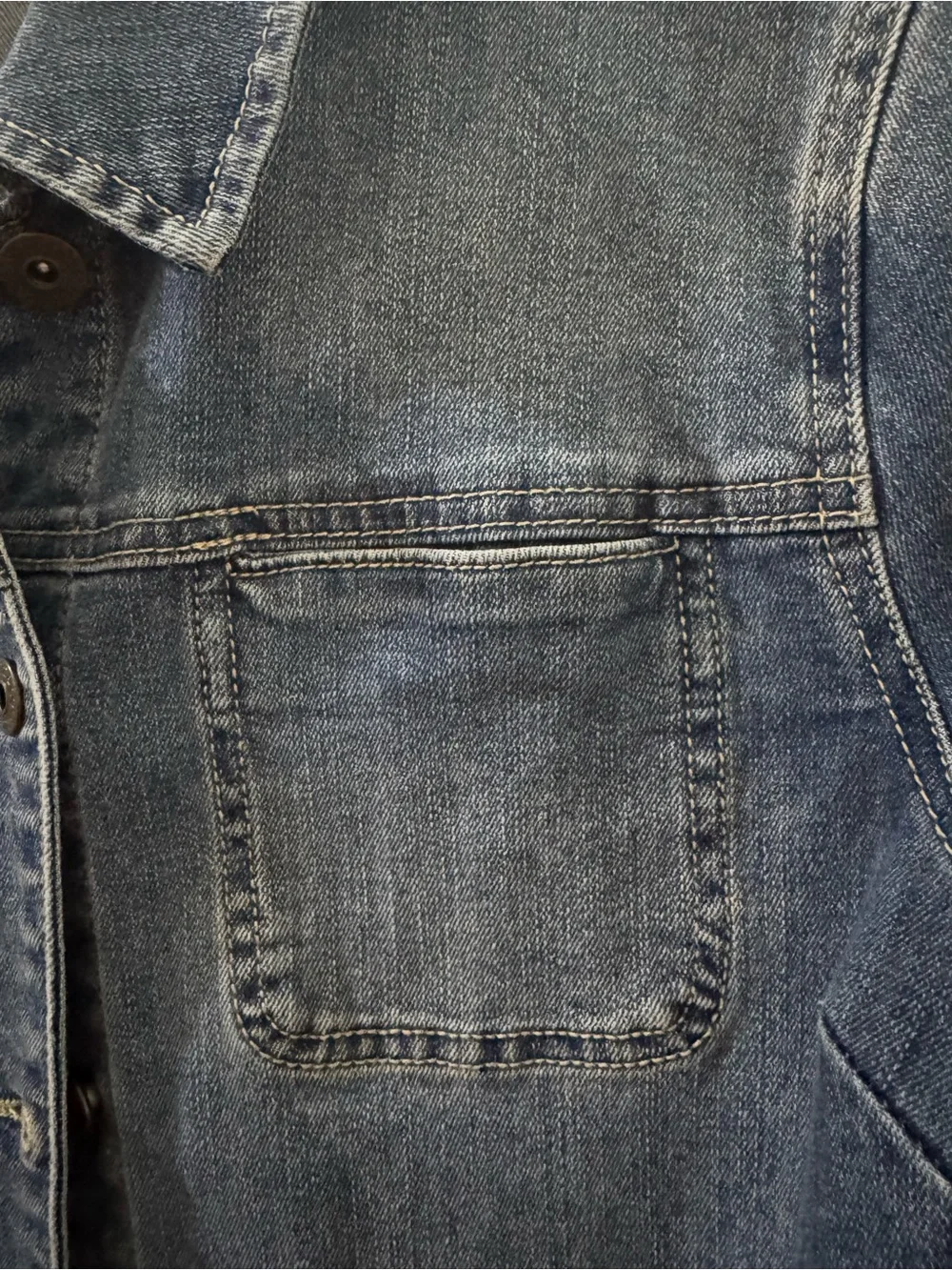 Denim Ruffle-Hem Jacket - Blue - Picture 2 of 4